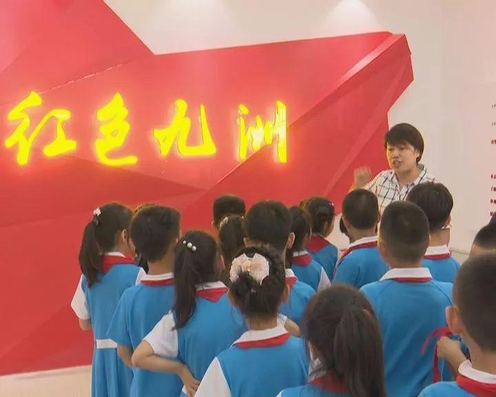 紫光国微(002049.SZ):5G通信石英晶体振荡器产业化项目已基本完成建设,开始投产